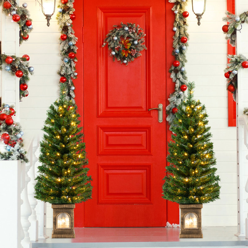 Jaima 4' Lighted Christmas Tree