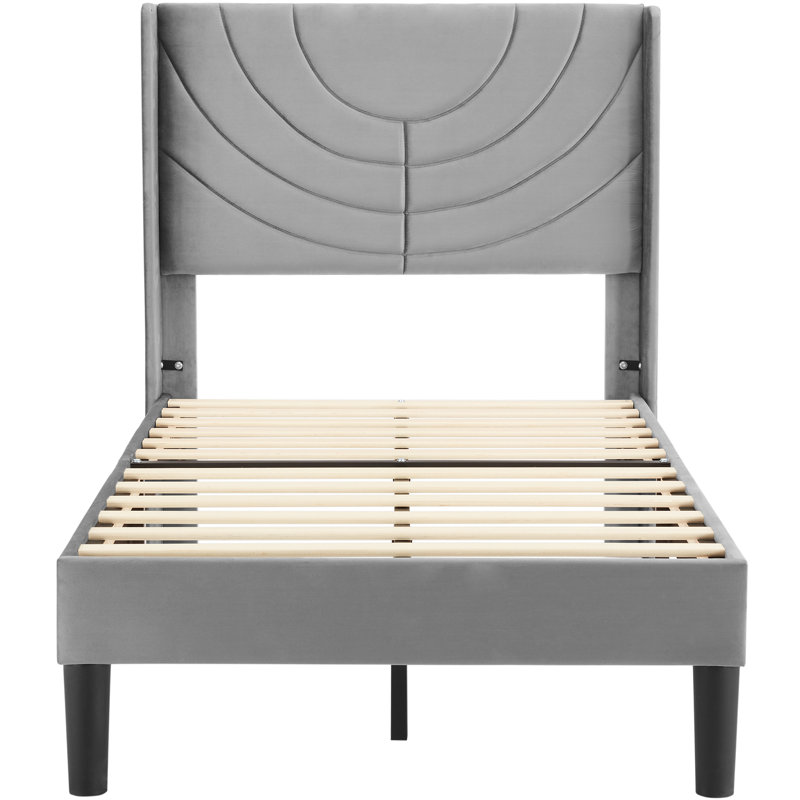 Structure de lit simple avec tête de lit et lattes en bois massif Rehnuma, Gris