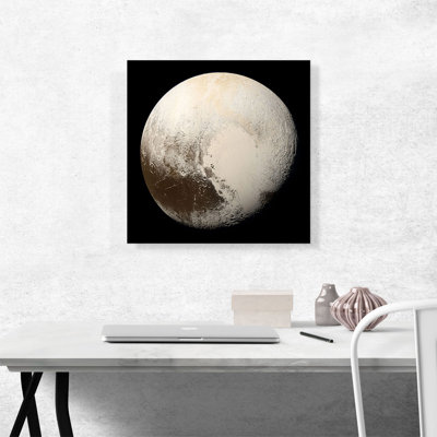" Planet Pluto Ninth Planet From The Sun "