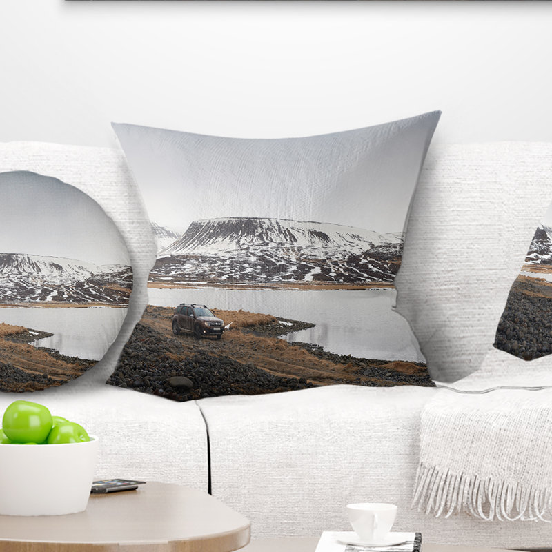 SUV Road Trip Adventure - Coussin imprimé paysage, 18 po x 18 po, Coussin décoratif