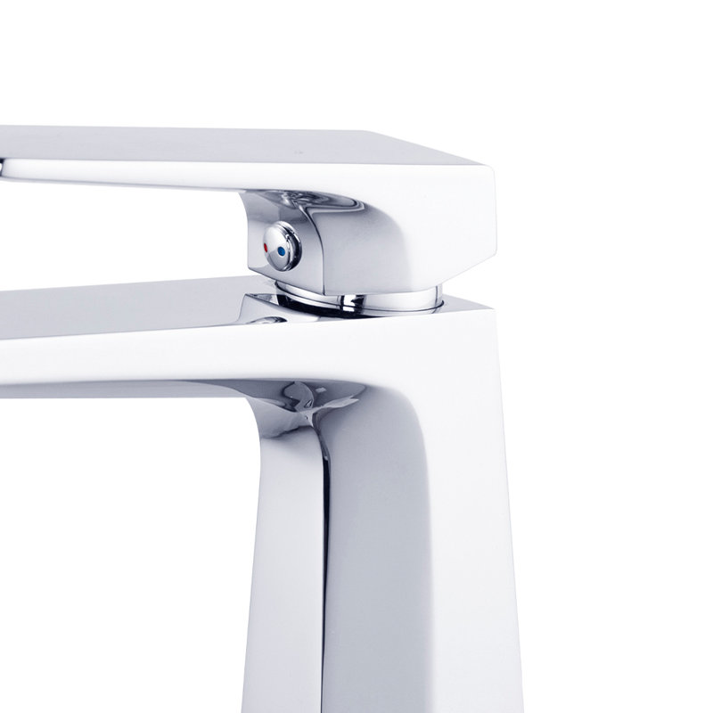 Single-handle Bathroom Faucet