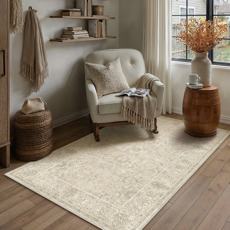 Tapis Elara Vintage Floral lavable à la machine avec envers antidérapant, Rectangulaire 3 pi x 5 pi, Beige