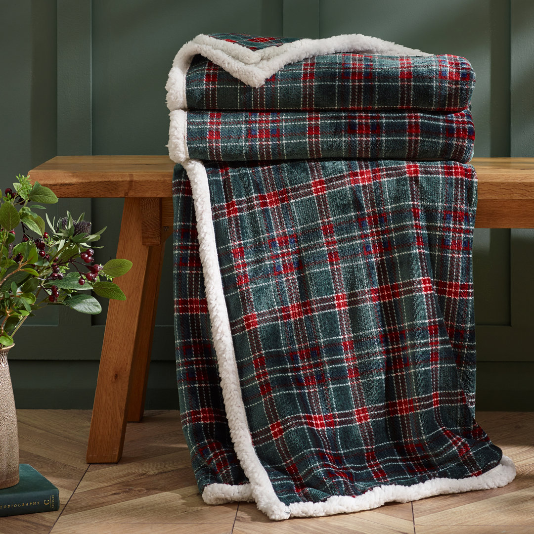 Catherine Lansfield Tartan Sherpa Check 130x170cm Blanket Throw Green - Image 7
