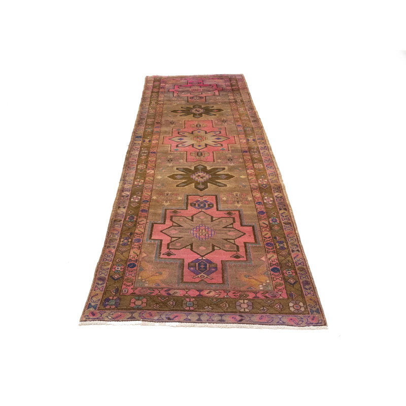 Tapis oriental semi-antique en couleurs discrètes 3 pi 8 po x 10 pi 11 po