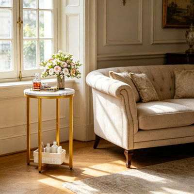 Table d'appoint ronde à plateau en faux marbre avec tablette inférieure ouverte, table de chevet d'appoint moderne avec pieds en métal à 3 branches, disponible dans des cadres en métal doré et noir pour le salon et la chambre à coucher