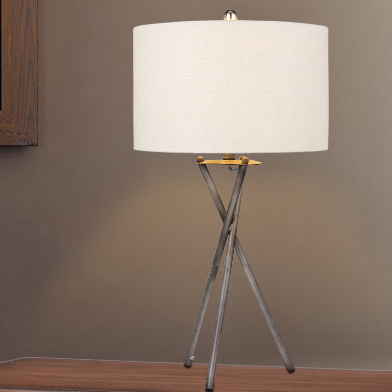 Dorthe Metal Tripod Lamp, Rust Black