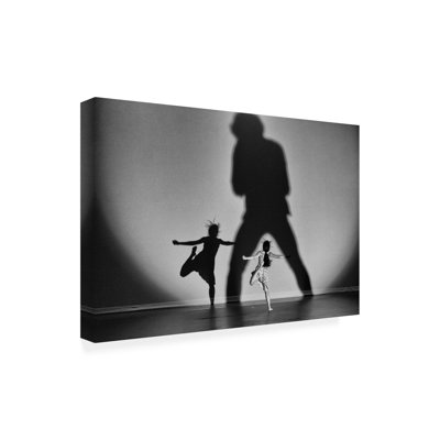 Art sur toile «bolologiste», chanteur et danseurs