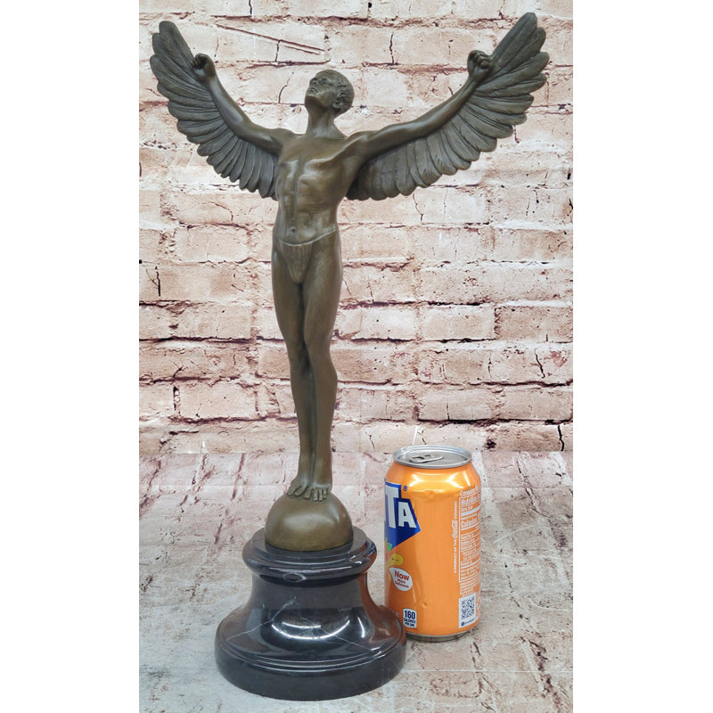 Figurines et sculptures