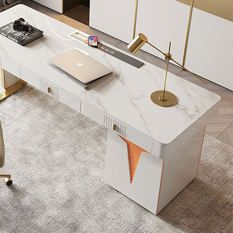 Bureau luxueux aspect marbre