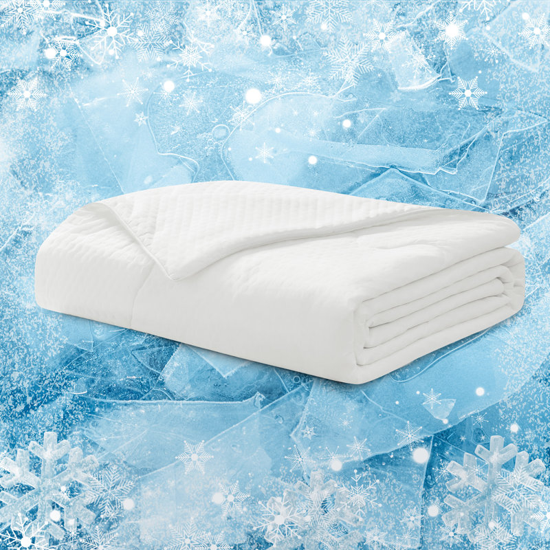 Cooling Comforter, Quick Cool Technology, Lightweight & Hypoallergenic Summer Duvet, King, White