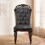Ensemble de 2 chaises d'appoint traditionnelles avec revêtement en similicuir capitonné et garniture cloutée, finition cerisier classique, sièges de salle à manger élégants