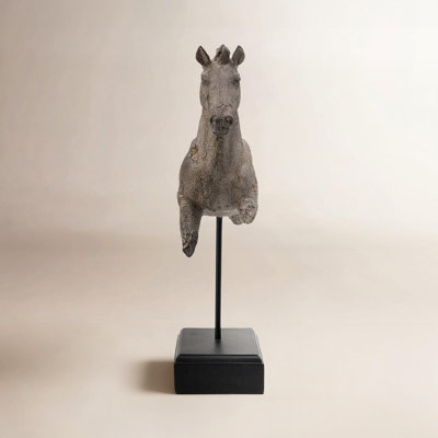 Lionel Sculpture