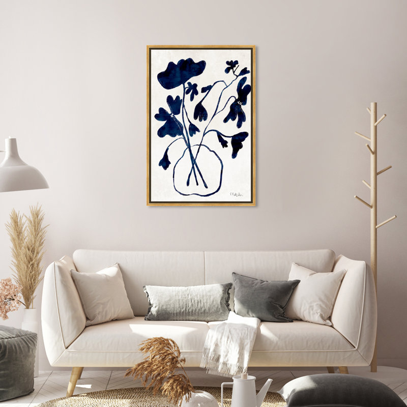 Anemone Vase II - peinture sur toile, Impression encadrée, H 31,5 po x l 21,5 po, Doré