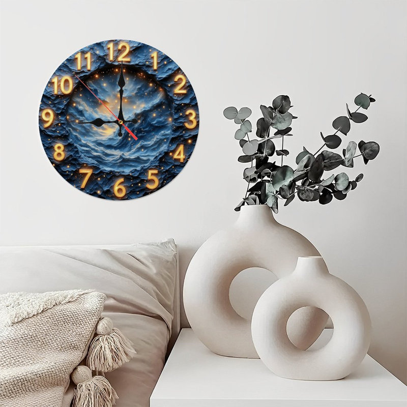 Horloge cosmique avec chiffres dorés