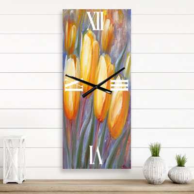 Tulipes jaunes en fleurs - Horloge murale traditionnelle