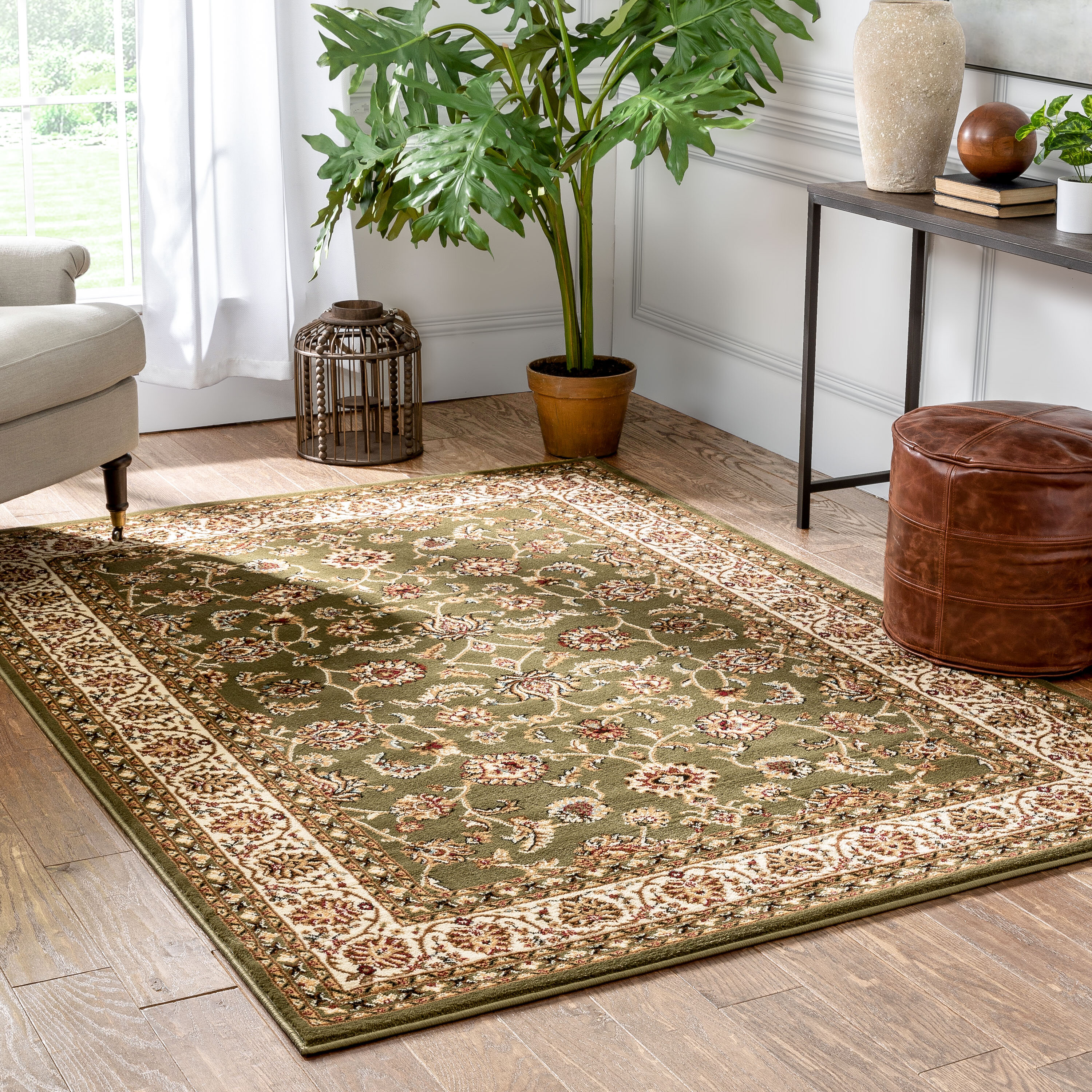 94 x 118 Ivory Polypropelene Rug