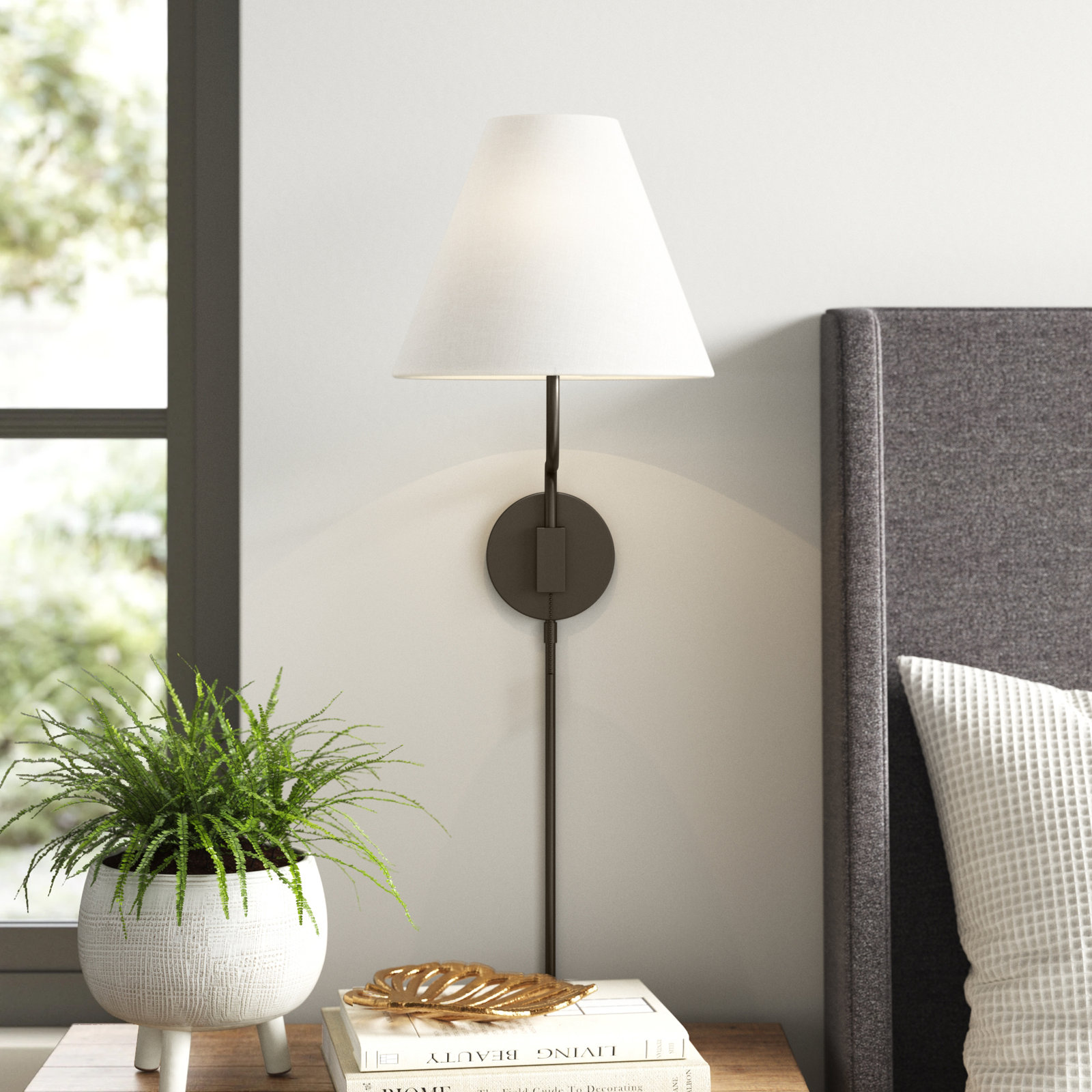 Vance Single Light Dimmable Plug-in Wallchiere, Old Bronze