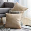 Coussin en similicuir-1596941104-1494377415-1494377411