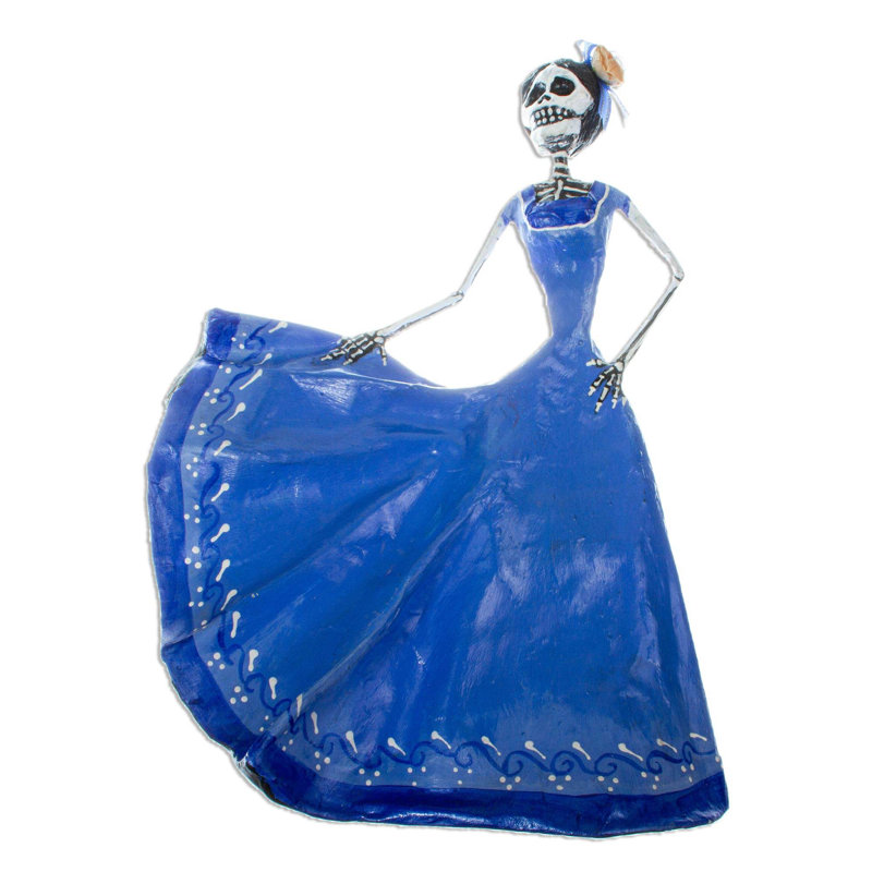 Magellan Entertainment Figurines & Sculptures