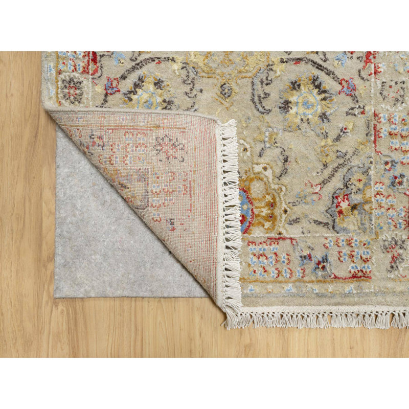 Tapis de couloir beige en laine et en soie 2 pi 7 po x 22 pi The Sunset Rosettes BCC30E3A53494650B2FCFEEAD23C7122