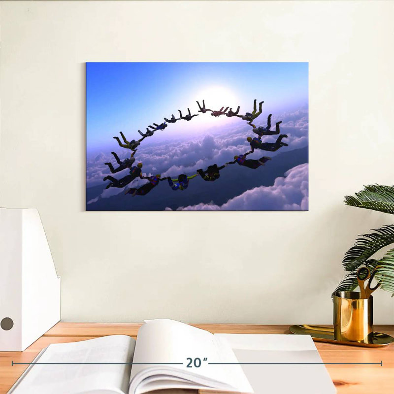 Sireci Extreme Skydiving, 8" H x 12" W