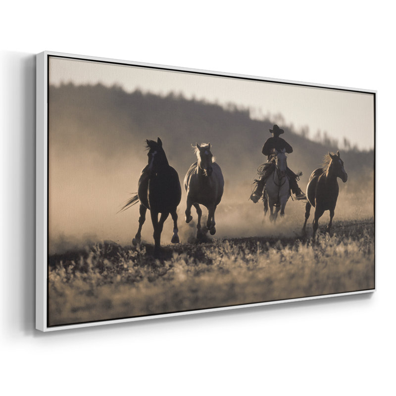 Ranchers Ride- Gallery encadrée -Prêt à suspendre, H 21 po x l 41 po, Blanc