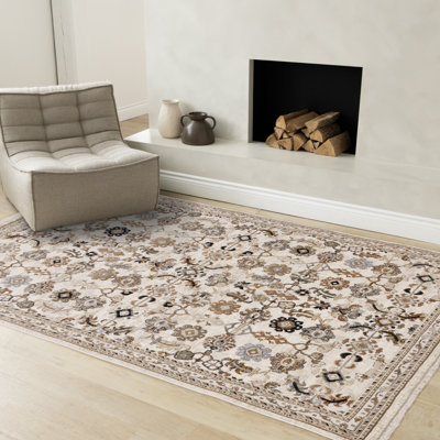 Tapis traditionnel beige crème Gouldbourne
