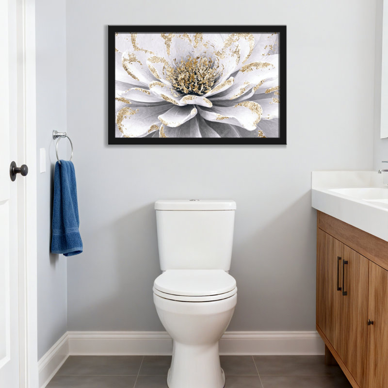 Plantes et fleurs fleur blanche avec des accents dorés, Grain de bois beige, H 24 po x l 36 po