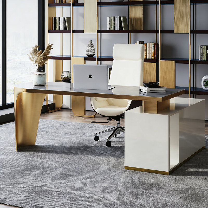 62,8 po. Blanc beige + pierre frittée en L doré + bois manufacturé + bureau en acier inoxydable avec 3 tiroirs