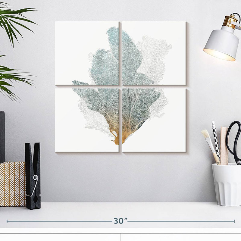 Brampt Light Delicate Coral II, 18" H x 18" W