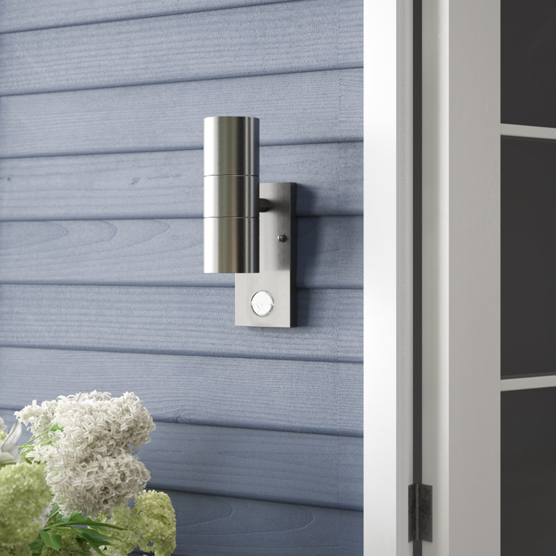 Baze 2 - Bulb Outdoor Armed Sconce, Matt, No Bulb