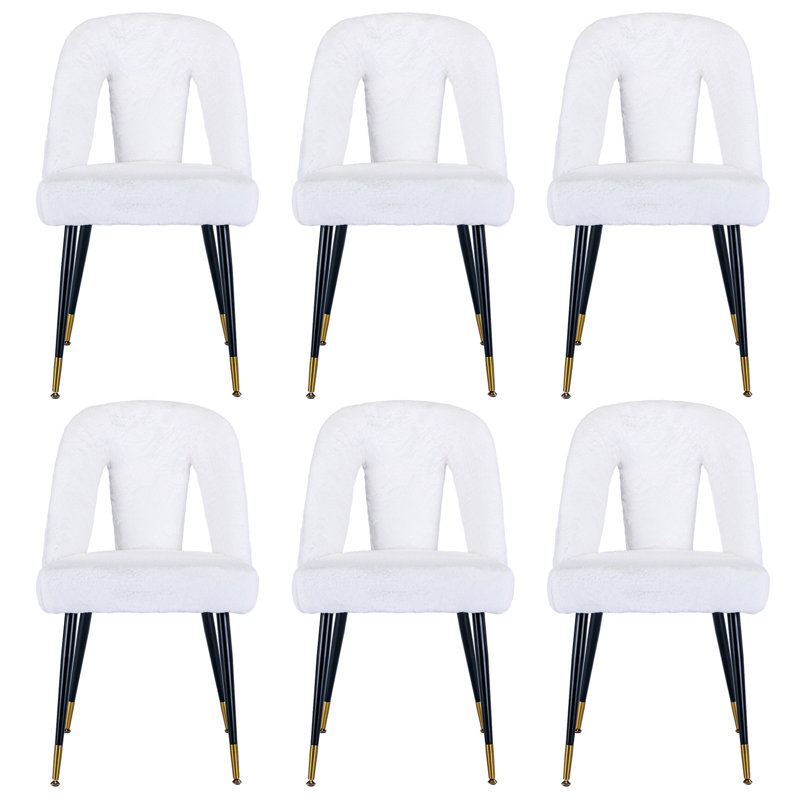 Chaise d'appoint rembourrée Kensley, Fausse fourrure de lapin ivoire