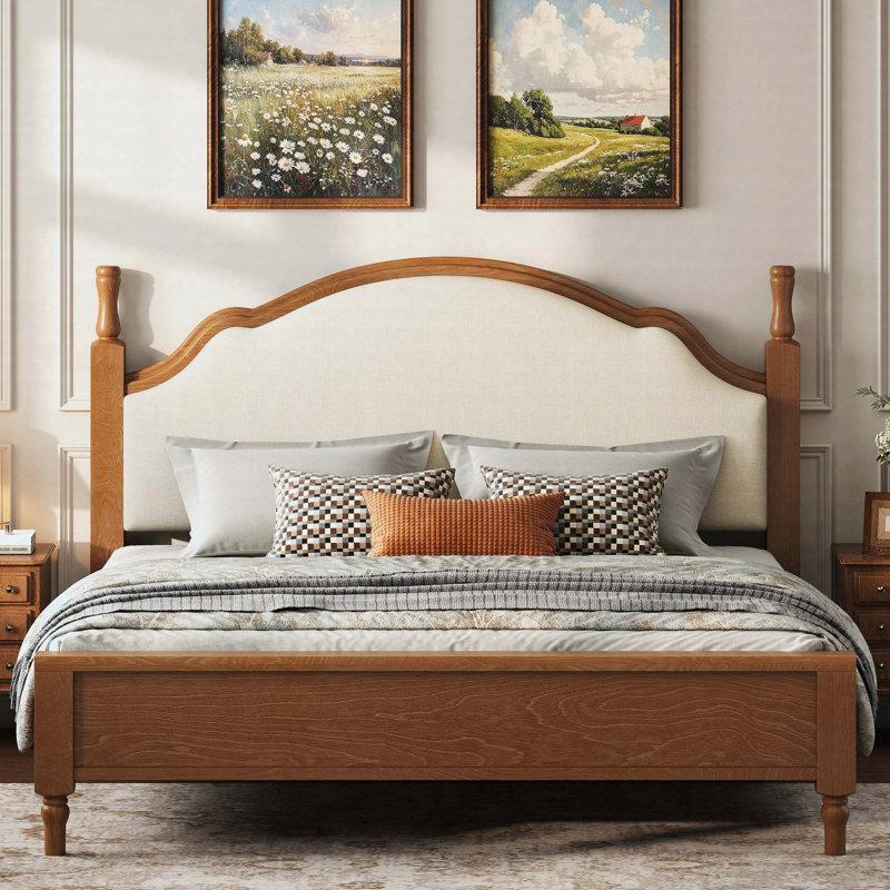 Lit plateforme très grand en bois avec tête de lit tapissier, structure brune et tissu beige