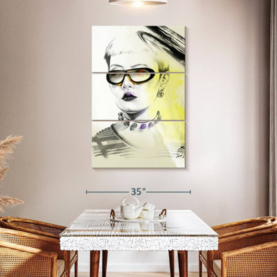 Leisha Woman With Glasses