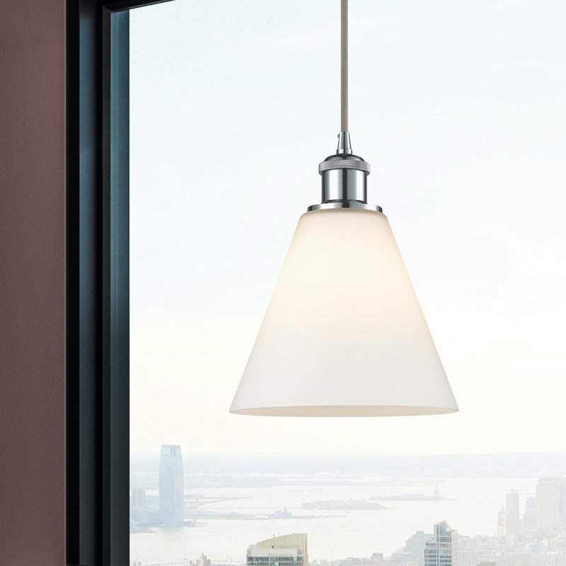 Luminaire suspendu conique à 1 lumière Halyn, H 11,75 po x l 8 po x P 8 po, Blanc, Chrome poli