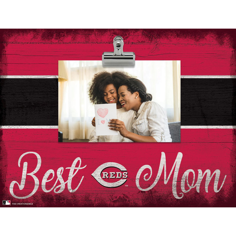 Entertainment Wall Decor, Reds