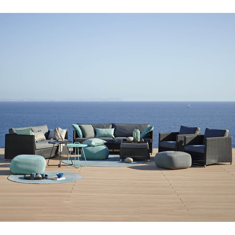 On-the-Move Outdoor Round Side Table, Black, 20.5"