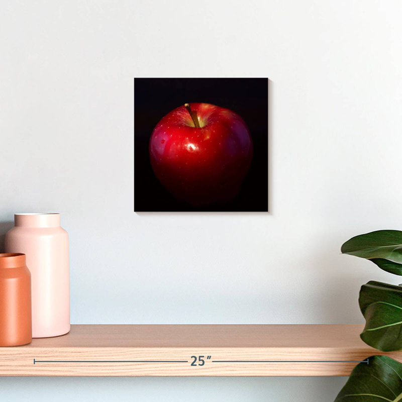 Pomme rouge brillante Yarlin, H 10 pi x l 10 pi