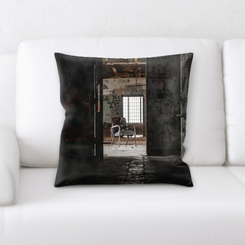 Coussin ancien et abandonné Gunn
