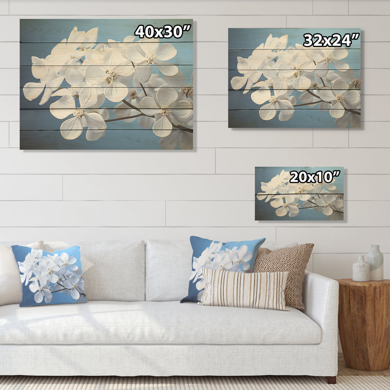 Doux tons neutres représentant des fleurs d'hortensias - Art mural en bois d'hortensias sur bois de pin naturel