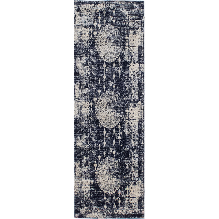 Matias Oriental Indoor Rug