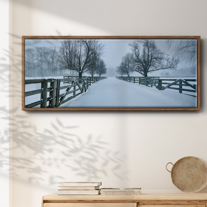 Snowy Road II - toile encadrée, H 20 po x l 50 po