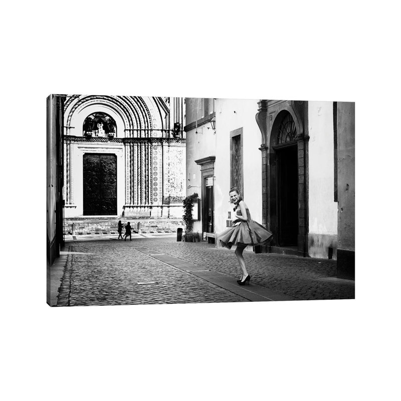 La Ballerina by Massimo Della Latta - Wrapped Canvas Print, 20.32 cm H x 30.48 cm W