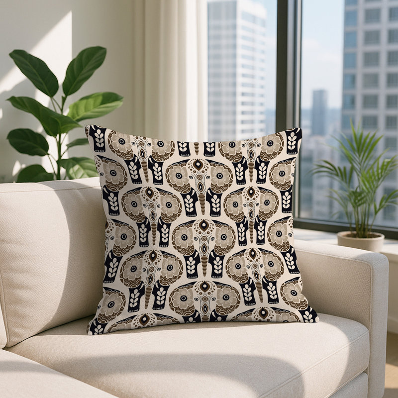 Oreiller carré réversible intérieur / extérieur Hayes Elephant, Beige, Carré 15 po