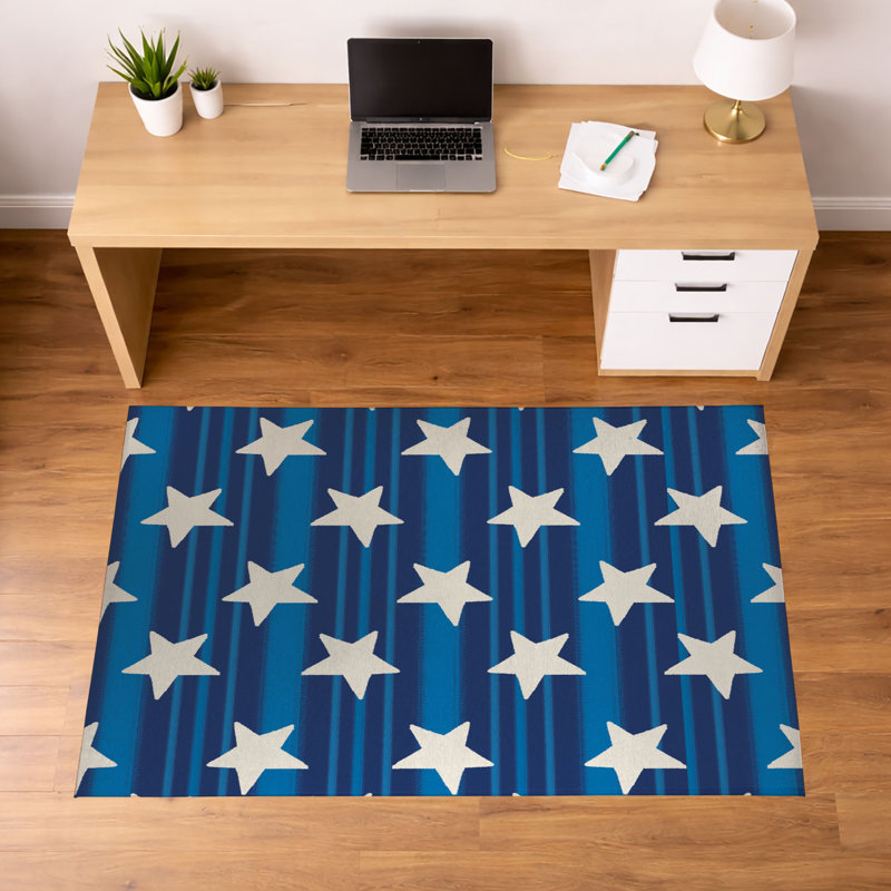 Tapis de bureau léger et antidérapant à profil bas Stars & Stripes, L 84 po x P 60 po, Marine