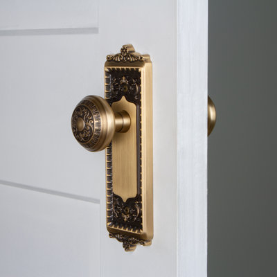 Double plaque Grandeur Windsor avec bouton de porte Windsor