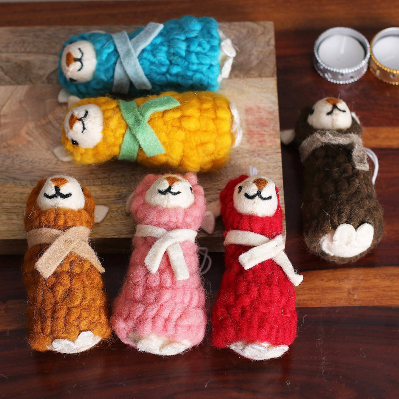 4.3'' Handmade Wool Animals Hanging Figurine Ornament