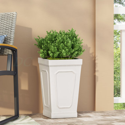 PLANTÉE, utilisé pour les fleurs, les herbes, les plantes grasses et les légumes.