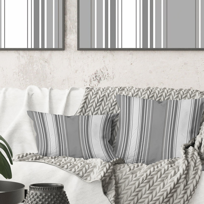 Coussin gris moderne à rayures fines