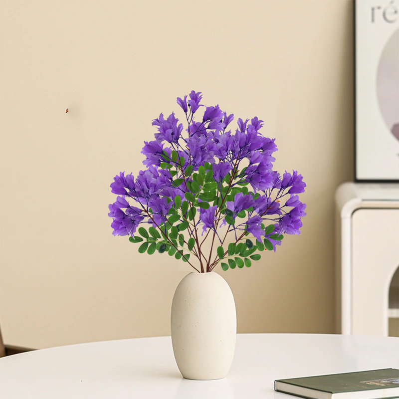 Fleurs artificielles kbndieu pour la décoration de la maison Jacaranda Fleurs artificielles artificielles en soie avec feuilles vertes Décoration de table de fête de mariage
